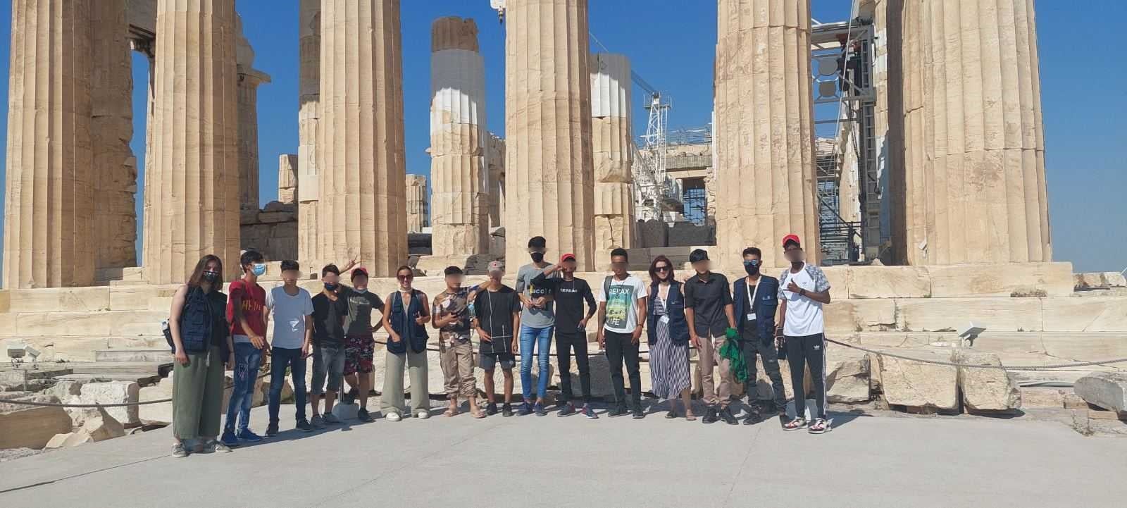 &Phi;&omicron;ί&beta;&omicron;&sigmaf; - &Alpha;&kappa;&rho;ό&pi;&omicron;&lambda;&eta;