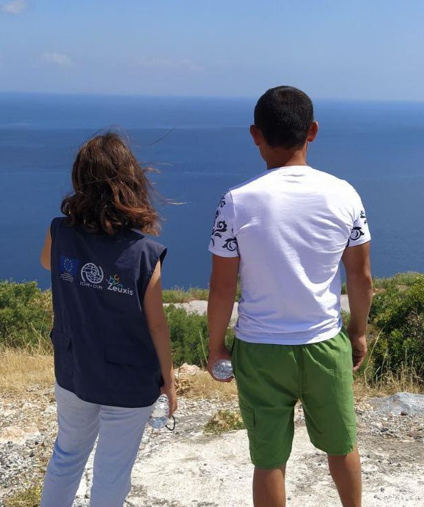 &Epsilon;&kappa;&pi;&alpha;&iota;&delta;&epsilon;&upsilon;&tau;&iota;&kappa;ό&sigmaf; &Pi;&epsilon;&rho;ί&pi;&alpha;&tau;&omicron;&sigmaf; &sigma;&tau;&alpha; &Kappa;&Upsilon;&Tau; &tau;&eta;&sigmaf; &Lambda;έ&rho;&omicron;&upsilon;